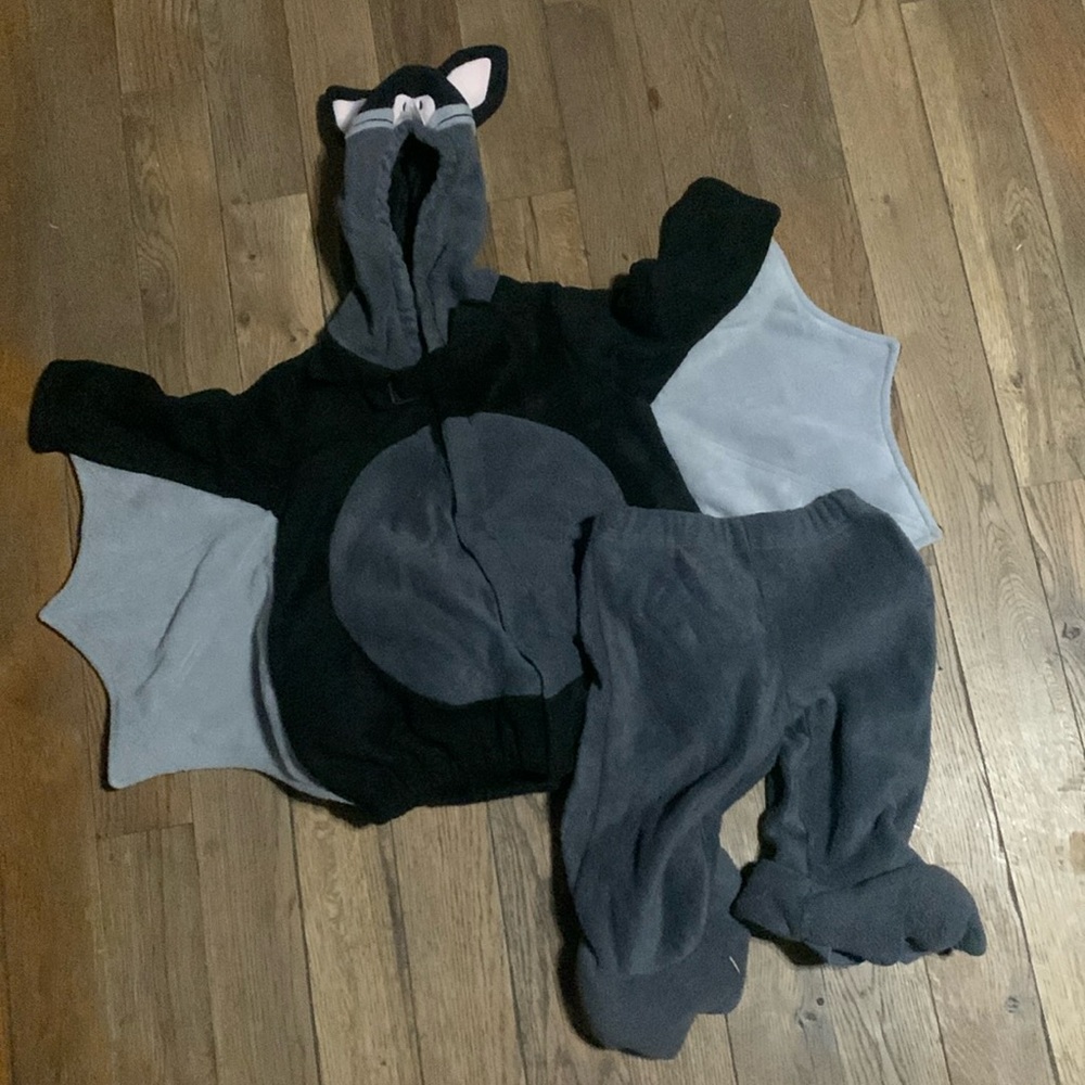 Bay costume. AO